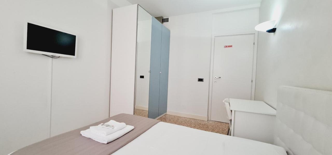 Locazione Turistica Gioia Bed & Breakfast Падуа Екстериор снимка